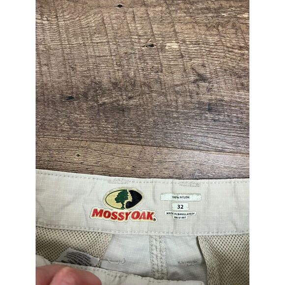 Mossy Oak Men's Cargo Shorts Beige 32 Pockets 9" Inseam Hunting Fishing - Picture 2 of 10
